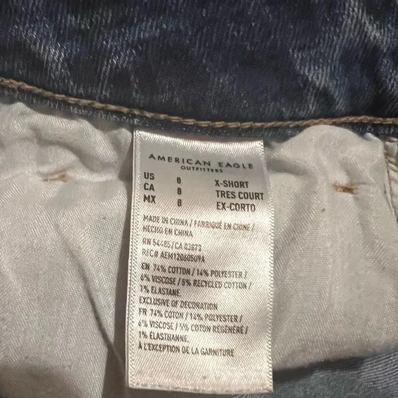 American Eagle Mom Straight Jean - Picture 5 of 6